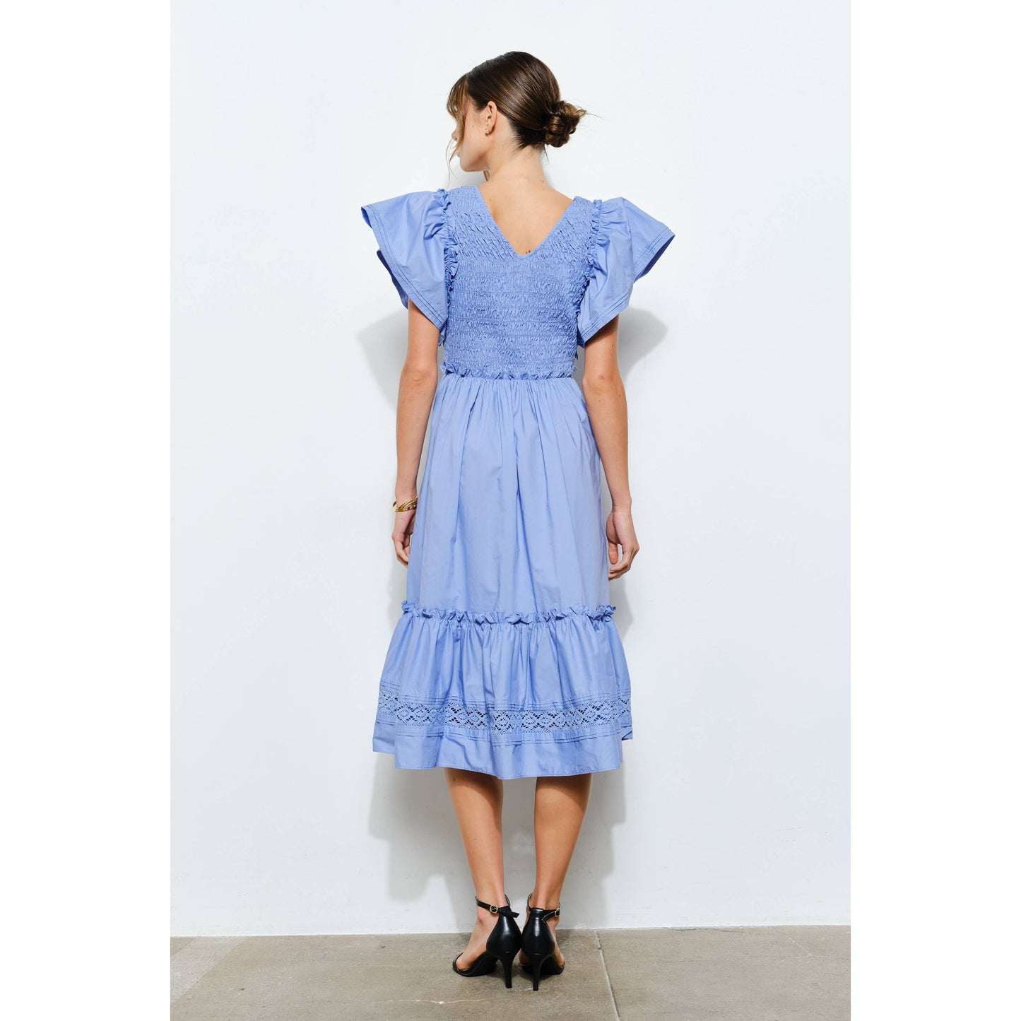 Ruffle Sleeve Smocked Cotton Midi Dress: WHITE / S-M-L