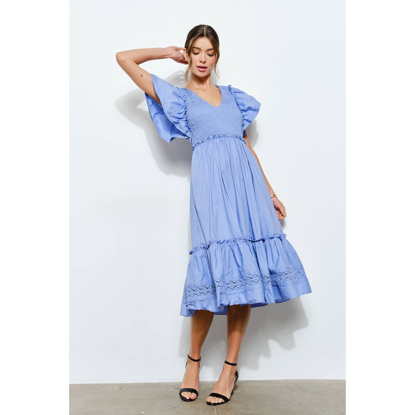 Ruffle Sleeve Smocked Cotton Midi Dress: WHITE / S-M-L
