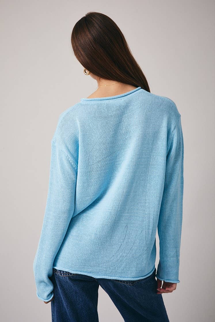 ROUND NECK LONG SLEEVE 'OYSTER' GRAPHIC SWEATER: LT BLUE / S