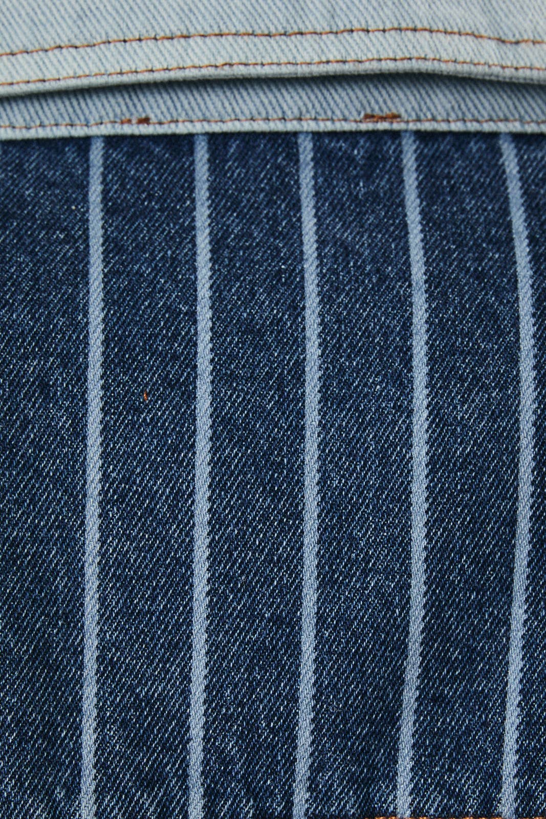 STRIPE DENIM BARN JACKET: DENIM-WHITE STRIPE / L